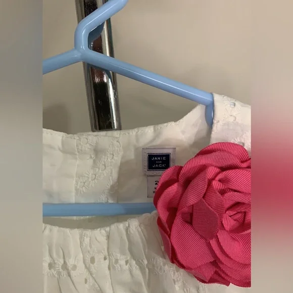 Janie and Jack EYELET DRESS Size: 2T NWOT - Picture 2 of 9